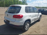 Volkswagen Tiguan S WVGAV3AX7EW619780 снимка