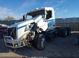 Volvo Vn Vnl 4V4NC9TH5DN132509 fotografie