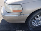 Lincoln Town Car Signature 1LNHM81W64Y612909 fotografie