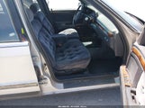 Chrysler New Yorker Fifth Avenue 1C3XV66R0PD127623 снимка