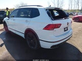 Volkswagen Tiguan 2.0T Se R-Line Black 3VV8B7AX9NM007083 снимка