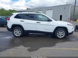 Jeep Cherokee Sport 1C4PJLAB6GW216715 снимка