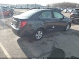 Chevrolet Sonic Lt Auto 1G1JC5SG8F4138351 снимка