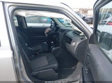 Jeep Patriot Latitude 1C4NJPFA6CD627228 снимка