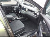 Kia Sorento 2.4L Lx 5XYPG4A30JG340013 photo