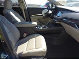Cadillac Xt4 Awd Luxury 1GYFZBR49NF145666 fotografie