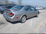 Nissan Maxima Gle/Gxe/Se JN1CA31A4YT010899 снимка