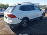 Volkswagen Tiguan 2.0T Se/2.0T Sel/2.0T Sel R-Line/2.0T Sel R-Line Black 3VV3B7AX6KM071880 снимка