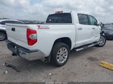 Toyota Tundra Sr5 5.7L V8 5TFDW5F19JX746940 снимка