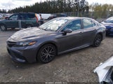 Toyota Camry Se 4T1G11AK2NU713723 photo