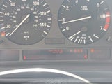 BMW 740Ia WBAGF8324WDL52134 снимка