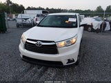 Toyota Highlander Le Plus V6 5TDZKRFH2FS098506 снимка