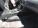 Honda Accord Sport 1HGCV1F32MA035937 fotografie