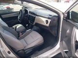 Toyota Corolla Le 5YFBURHE7HP696598 снимка
