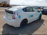 Toyota Prius Two JTDKN3DU4D5634820 снимка
