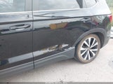 Volkswagen Taos 1.5T Se 3VVSX7B29PM305033 photo