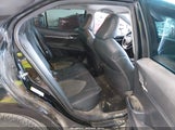 Toyota Camry Se 4T1B11HKXKU241086 photo