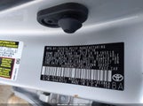 Toyota Corolla Le 5YFBURHE7JP853987 снимка