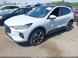 Ford Escape St-Line Select 1FMCU9NA2SUA04940 снимка