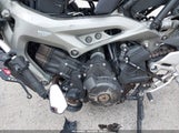 Yamaha Fz09 JYARN33E5EA001952 fotografie