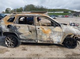 Jeep Cherokee Latitude Plus 4X4 1C4PJMLB7JD508380 снимка