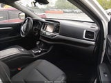 Toyota Highlander Le Plus 5TDZZRFH3JS258011 снимка