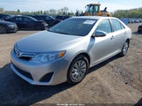 Toyota Camry Le 4T4BF1FKXCR273399 снимка