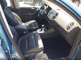 Volkswagen Tiguan 2.0T/2.0T S WVGBV7AX5HK009433 снимка