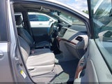 Toyota Sienna Xle V6 5TDYK3DC5BS084206 снимка