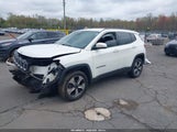 Jeep Compass Latitude 4X4 3C4NJDBB1JT104896 снимка