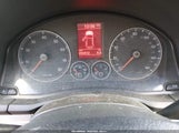 Volkswagen Rabbit S WVWBB71K28W158215 снимка
