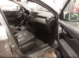Nissan Rogue Sport Sl JN1BJ1CR6KW621185 fotografie