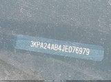 Kia Rio S 3KPA24AB4JE076979 снимка
