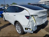 Tesla Model Y Long Range Dual Motor All-Wheel Drive 7SAYGDEE1NF450178 photo