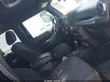 Jeep Wrangler Jk Unlimited Sport S 4X4 1C4BJWDG3JL836627 photo