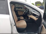Toyota Rav4 Xle JTMWFREV5FD053750 снимка