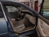 Toyota Avalon Xl 4T1BF28B81U130283 снимка