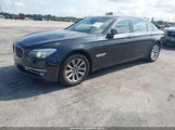 BMW 740Li xDrive WBAYF4C52DDE23905 fotografie