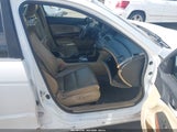 Honda Accord 2.4 Ex-L 1HGCP2F83BA126255 снимка