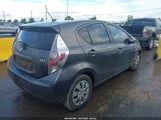 Toyota Prius C Two JTDKDTB34D1555104 снимка
