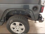 Jeep Wrangler Sahara 1J4FA54187L209058 снимка