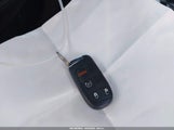 Jeep Compass Latitude 4X4 3C4NJDBB2KT839758 снимка