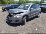 Volkswagen Tiguan S/Se/Sel WVGAV75N89W508595 снимка