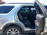 Ford Explorer Limited 1FM5K8F83HGC68406 fotografie