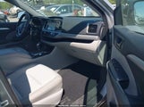 Toyota Highlander Le Plus 5TDZZRFH0KS359802 photo