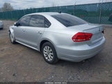 Volkswagen Passat 2.5L Wolfsburg Edition 1VWAP7A36DC132876 снимка