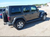 Jeep Wrangler Unlimited Sport S 4X4 1C4HJXDG8JW299350 снимка