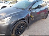 Tesla Model Y Long Range Dual Motor All-Wheel Drive 5YJYGDEE8LF058356 fotografie