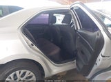 Toyota Corolla Le 5YFBURHE1HP638955 снимка