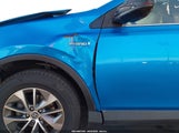 Toyota Rav4 Hybrid Xle JTMRJREV0HD066677 fotografie